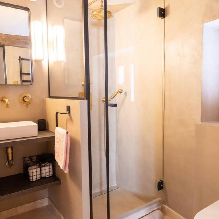 Entire townhouse in the heart of the village - Maison 2 Chambres - 14
