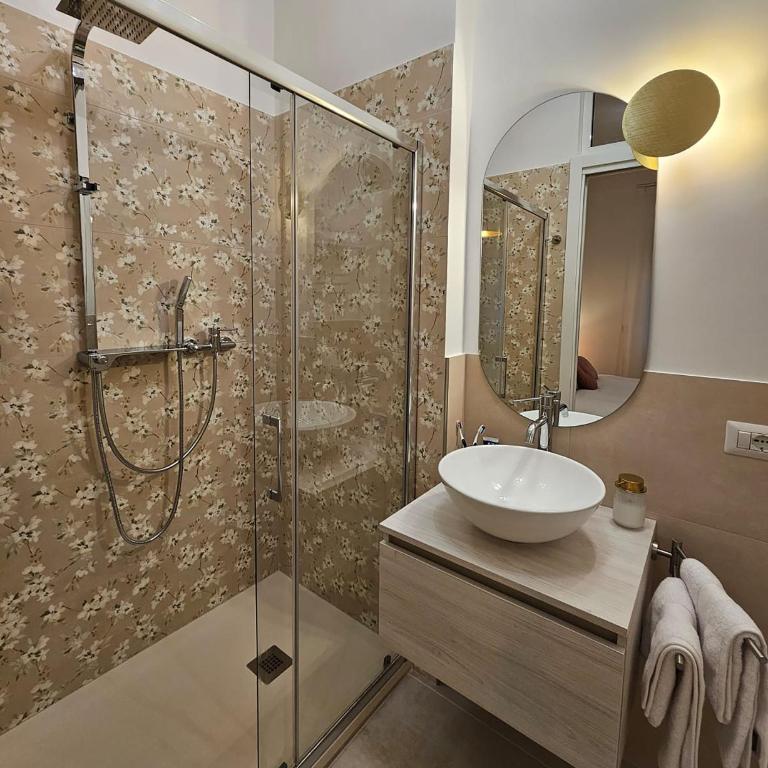 B&B Domus Teano Luxury Rooms - Camera Queen Standard - 2