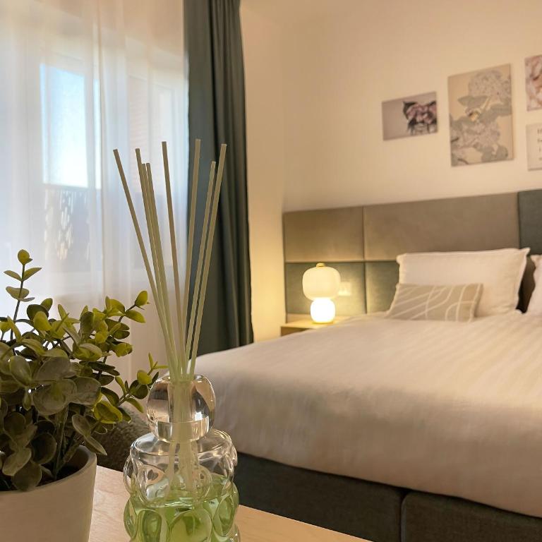 B&B Domus Teano Luxury Rooms - Camera Matrimoniale Deluxe con Balcone - 5