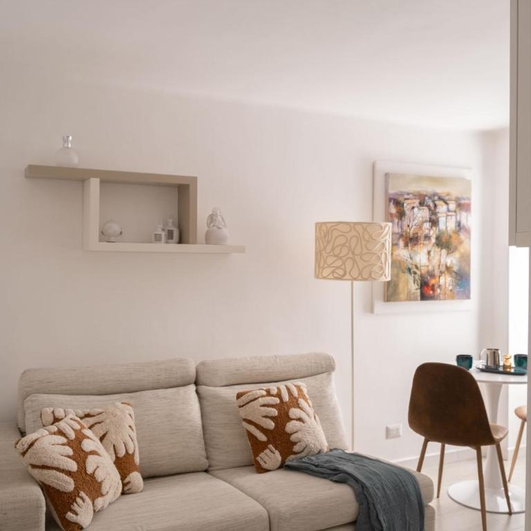 URBAN HOME - Appartamento con 1 Camera da Letto - 8