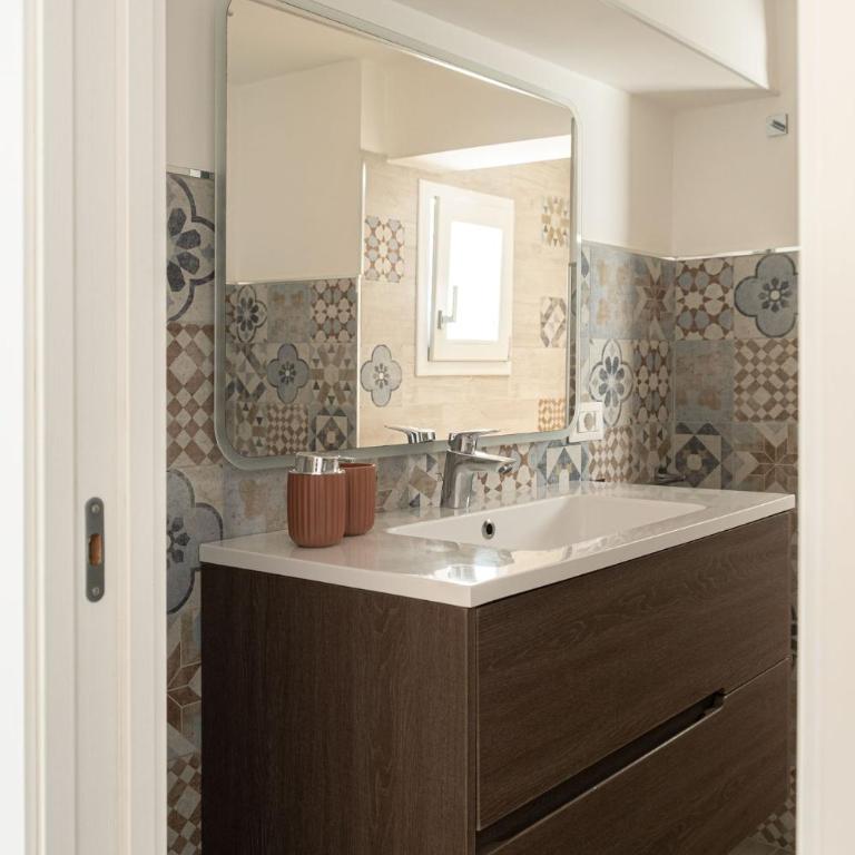 URBAN HOME - Appartamento con 1 Camera da Letto - 24