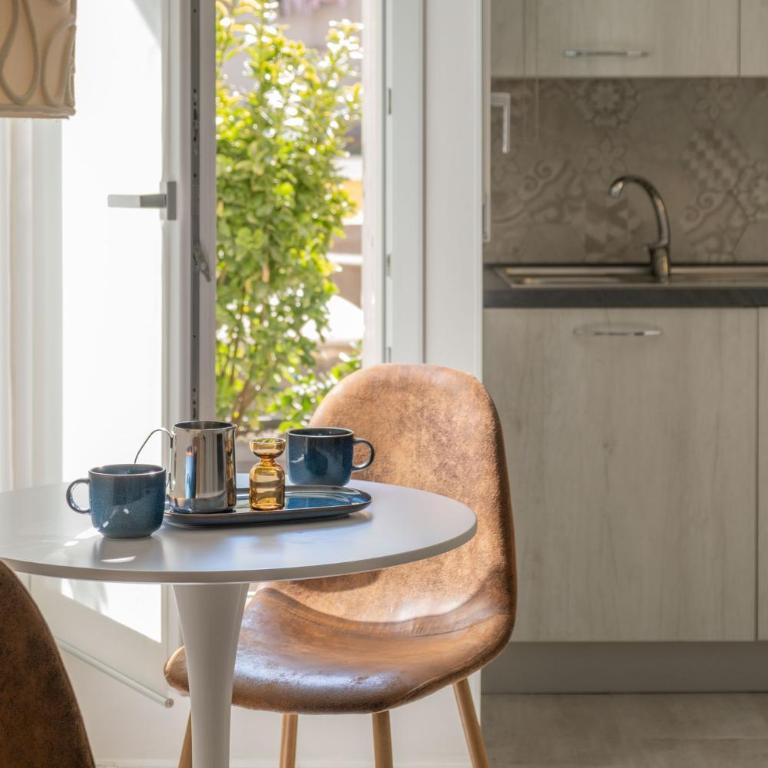 URBAN HOME - Appartamento con 1 Camera da Letto - 6