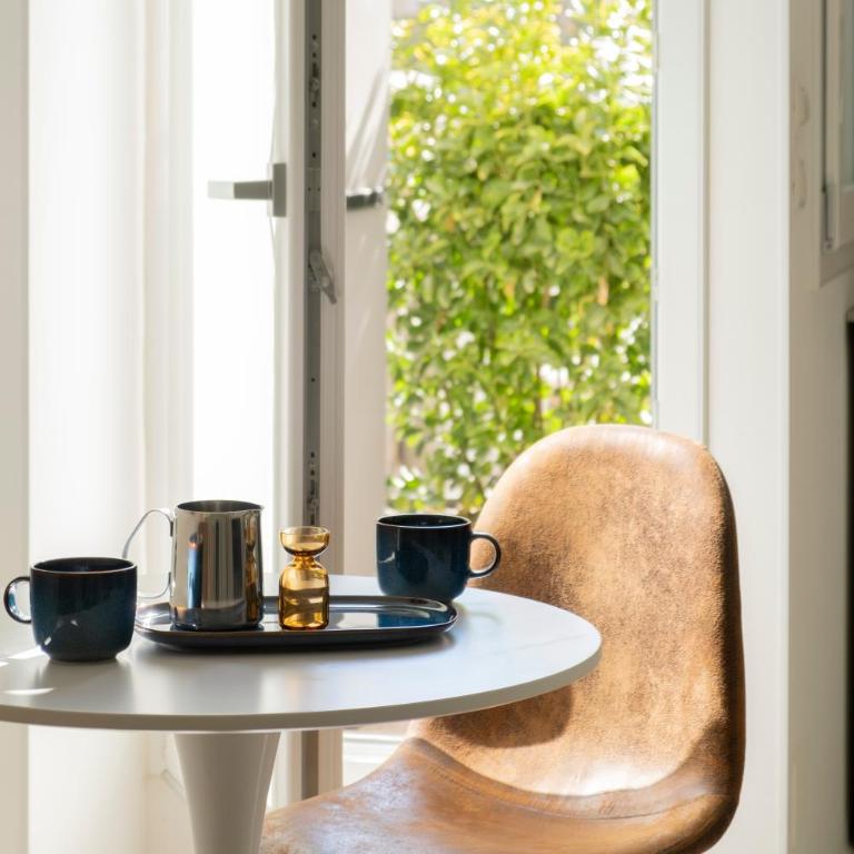 URBAN HOME - Appartamento con 1 Camera da Letto - 1