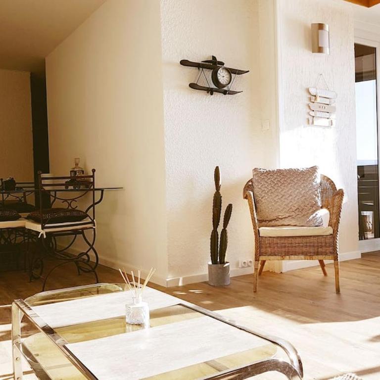 Unique appartement standing 70m2 !entre lagune port animé et à 2mn de la plage - Appartement 2 Chambres - 26
