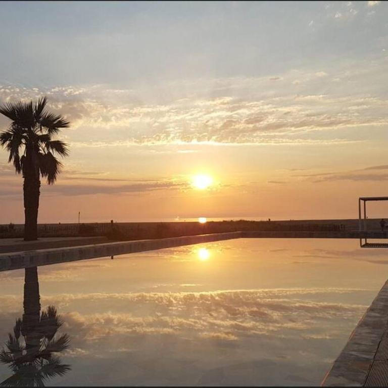 Unique appartement standing 70m2 !entre lagune port animé et à 2mn de la plage - Appartement 2 Chambres - 61