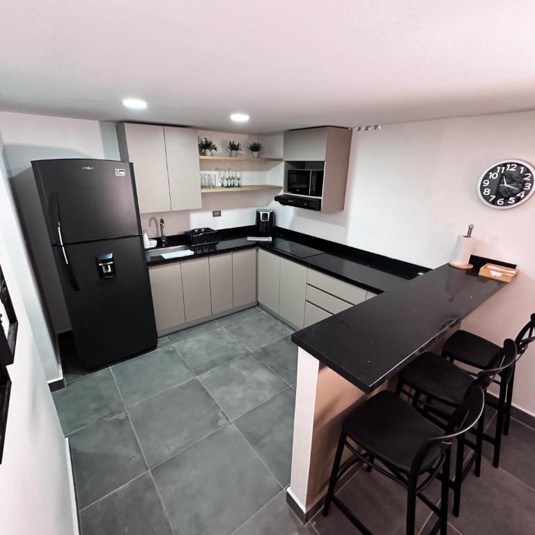 Amplio apartamento en el poblado by Hoost - Apartamento - 7