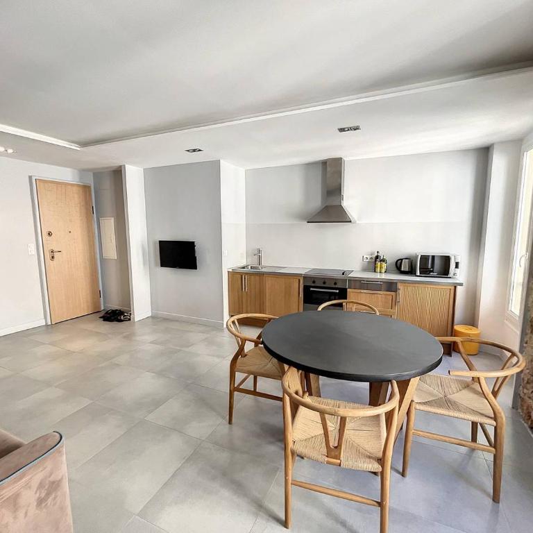 BAT2 - Cannes, Carré d'Or, beau 2 pièces - Apartamento de 1 dormitorio - 2