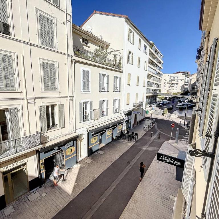 BAT2 - Cannes, Carré d'Or, beau 2 pièces - Apartamento de 1 dormitorio - 10