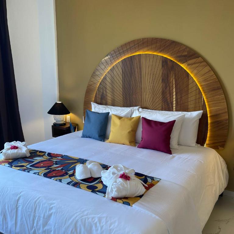 Akuazul Resorts Adults Only - Deluxe Double Room with Sea View - 4