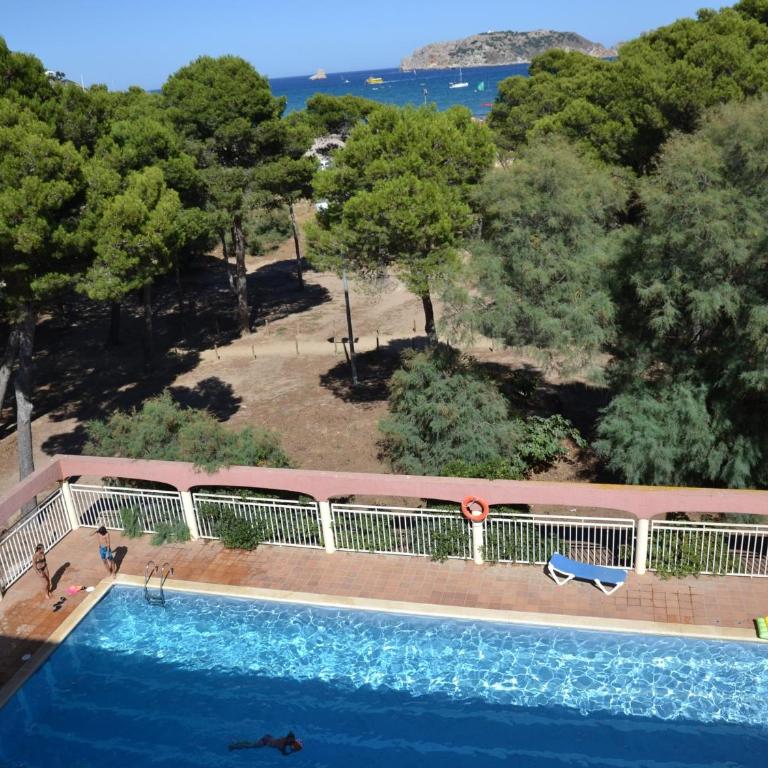 Apartamento en Primera Línea con Piscina y Vistas al Mar - L’Estartit - ES-323-3 - Apartment - 1