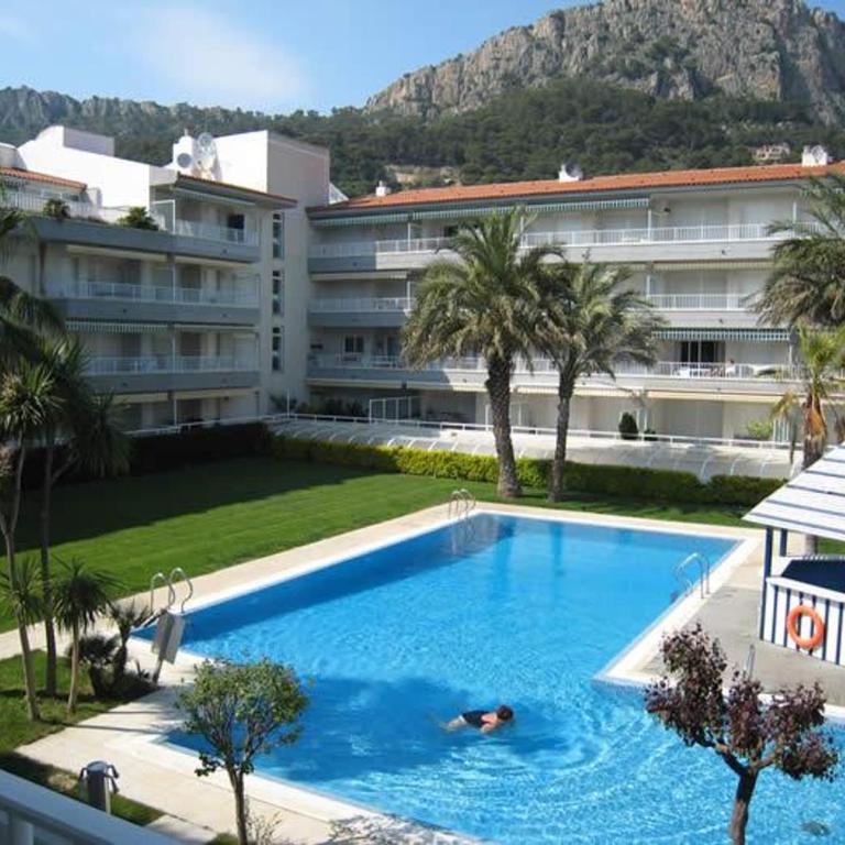 Apartamento de lujo cerca de la playa con piscina y terraza en L'Estartit - ES-323-21 - Apartment - 3