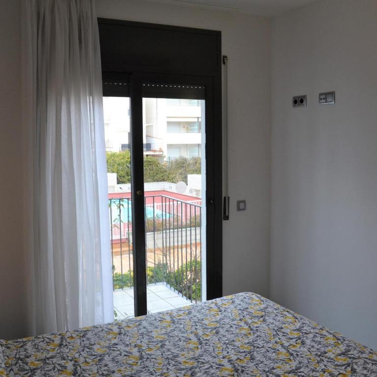 Apartamento céntrico con piscina, parking y a 200m de la playa en L'Estartit - ES-323-41 - Apartment - 9
