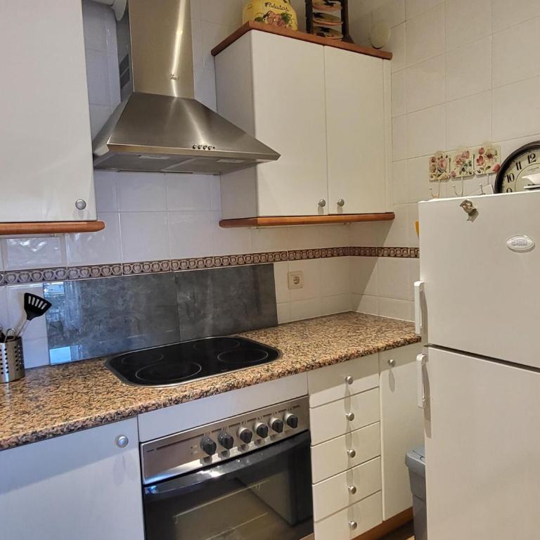 Apartamento en planta baja con piscina, a 600m de playa y centro en L'Estartit - ES-323-39 - Apartment - 18