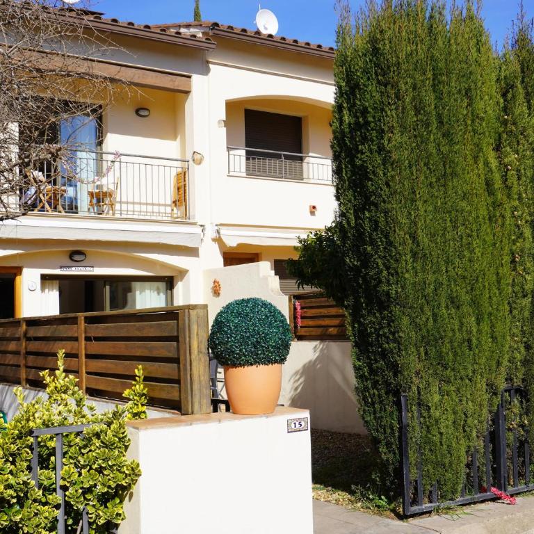 Casa moderna con piscina comunitaria, cerca de L'Estartit y actividades en la playa - ES-323-51 - Vacation Home - 3