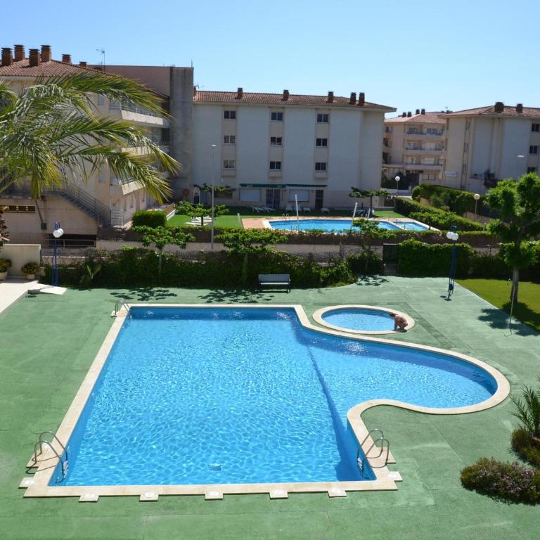 Apartamento Cerca de la Playa con Piscina y Terraza en l'Estartit - ES-323-25 - Apartment - 2