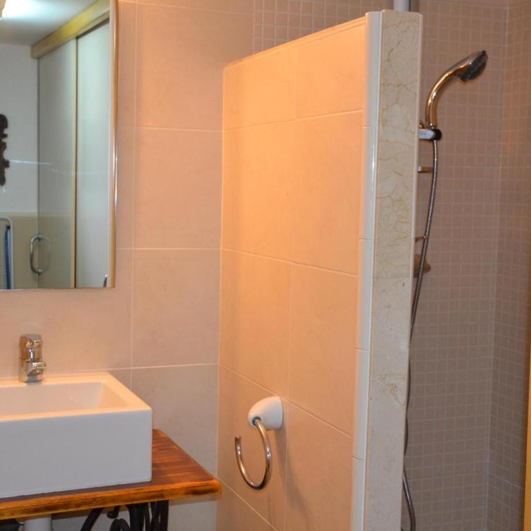Casa familiar con piscina comunitaria en L'Estartit - ES-323-67 - Vacation Home - 8