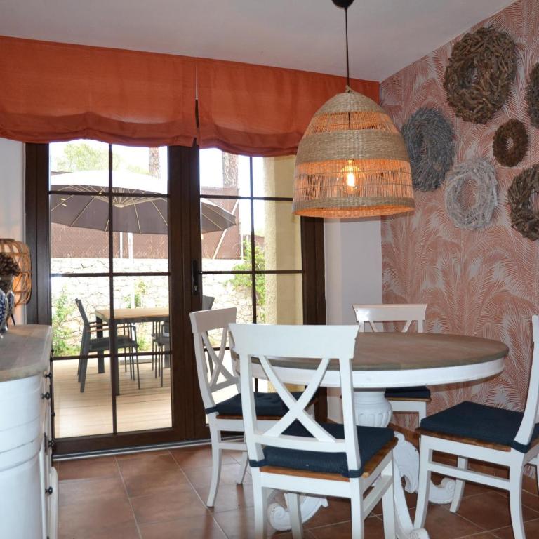 Villa de lujo independiente en L'Estartit con aire acondicionado - ES-323-33 - Vacation Home - 24