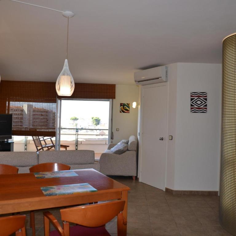 Apartamento con Terraza y Piscina, Centro de L'Estartit - ES-323-47 - Apartment - 9