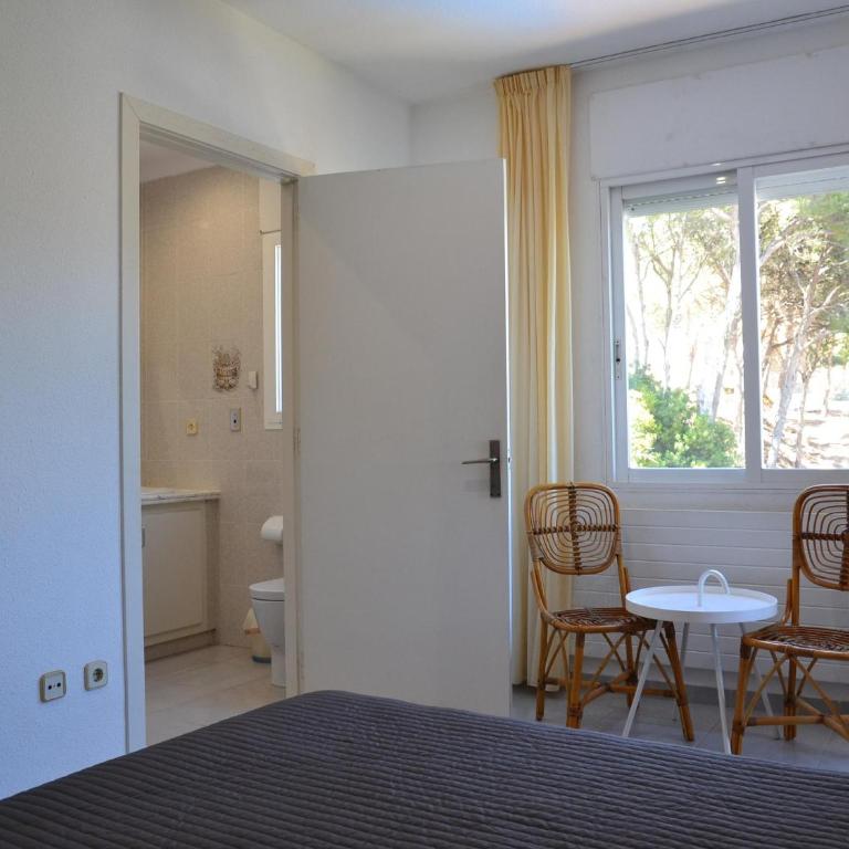 Amplio Apartamento 4 Dormitorios con Vista al Mar - ES-323-59 - Apartment - 32