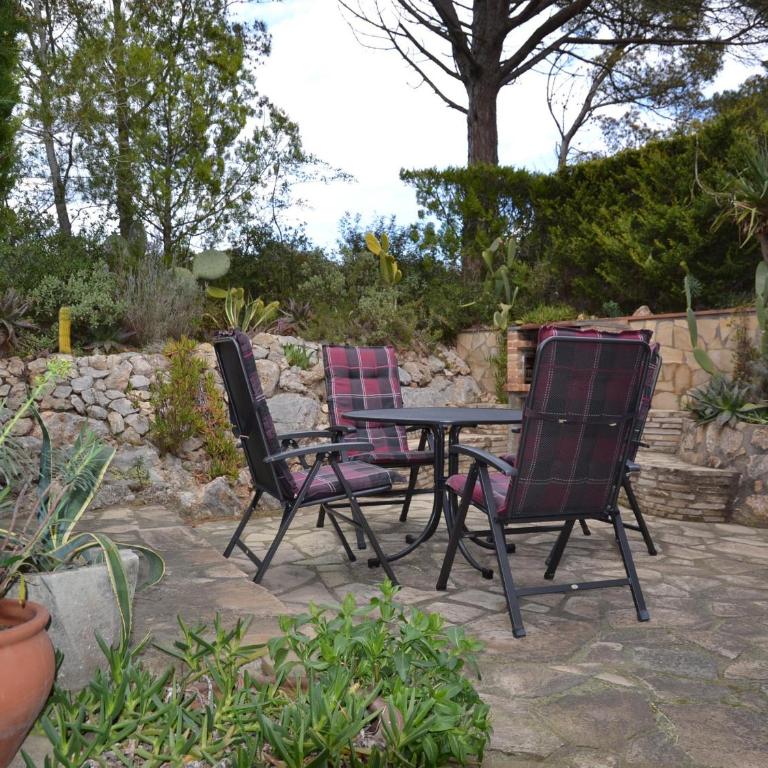 Casa Familiar con Jardín Privado y Piscina, Cerca de la Playa - L'Estartit - ES-323-82 - Vacation Home - 2