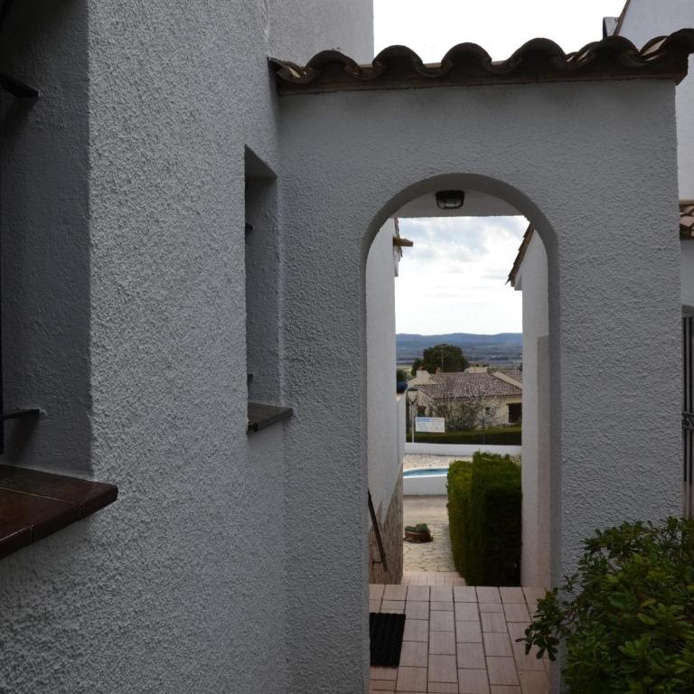Casa Familiar con Jardín Privado y Piscina, Cerca de la Playa - L'Estartit - ES-323-82 - Vacation Home - 4