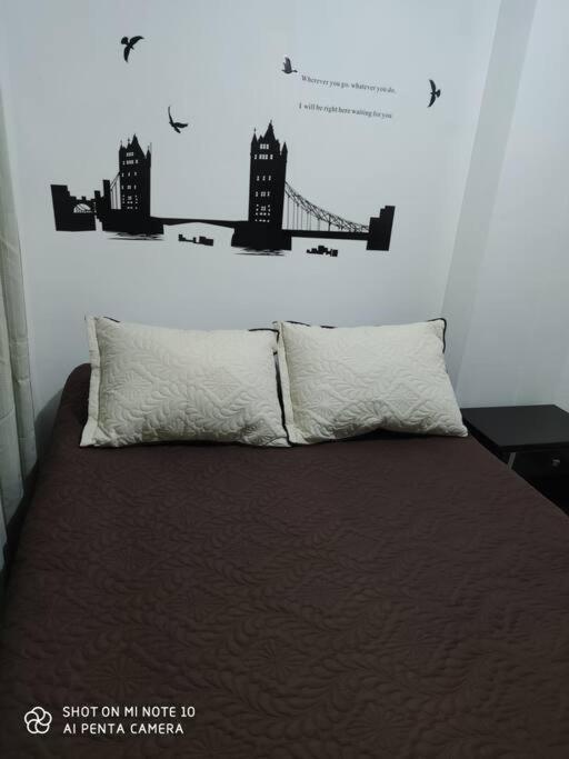 Alojamiento cómodo en el centro de la ciudad. - Three-Bedroom Apartment - 26
