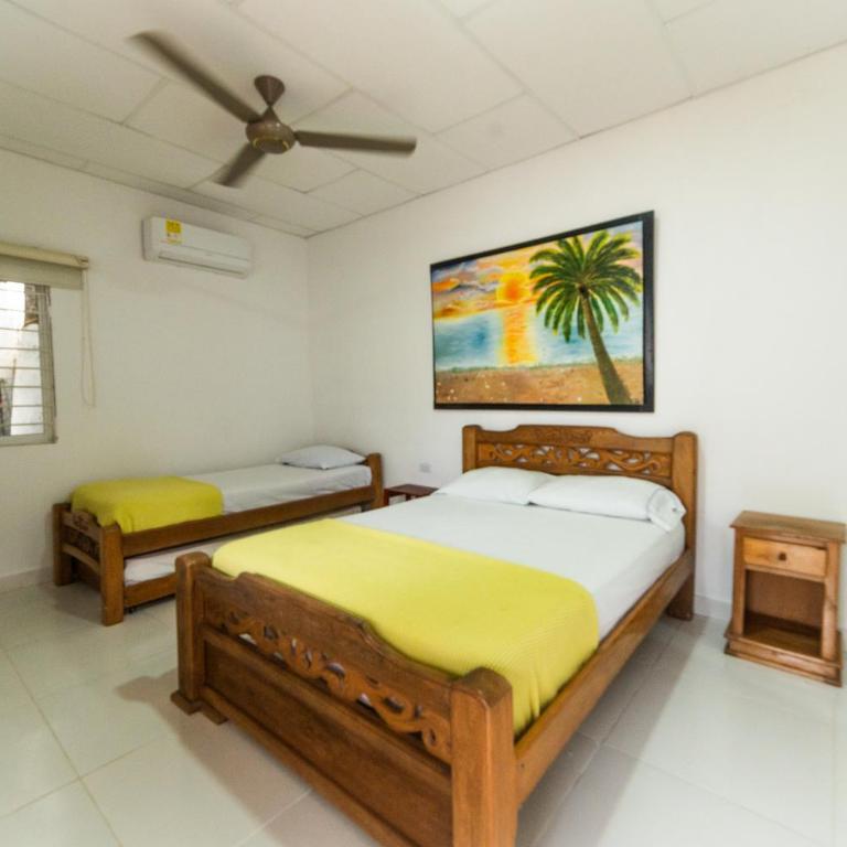 Hostal del Mar - Tolu - Habitación Doble con baño privado - 1 o 2 camas - 1