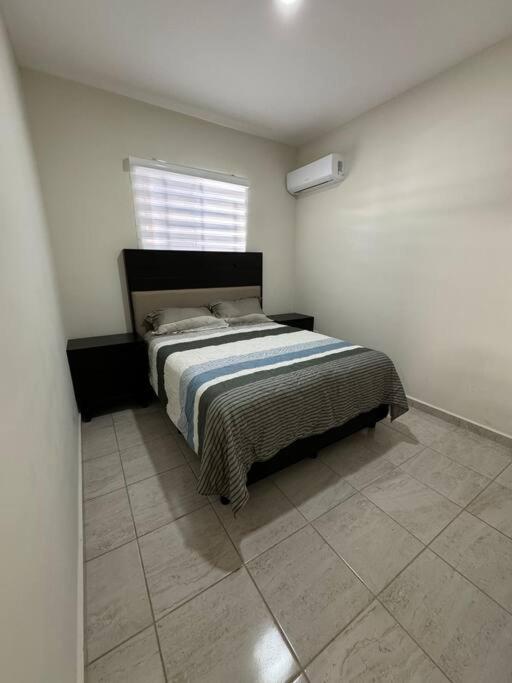 2 Bedrooms vacation home - Two-Bedroom House - 10