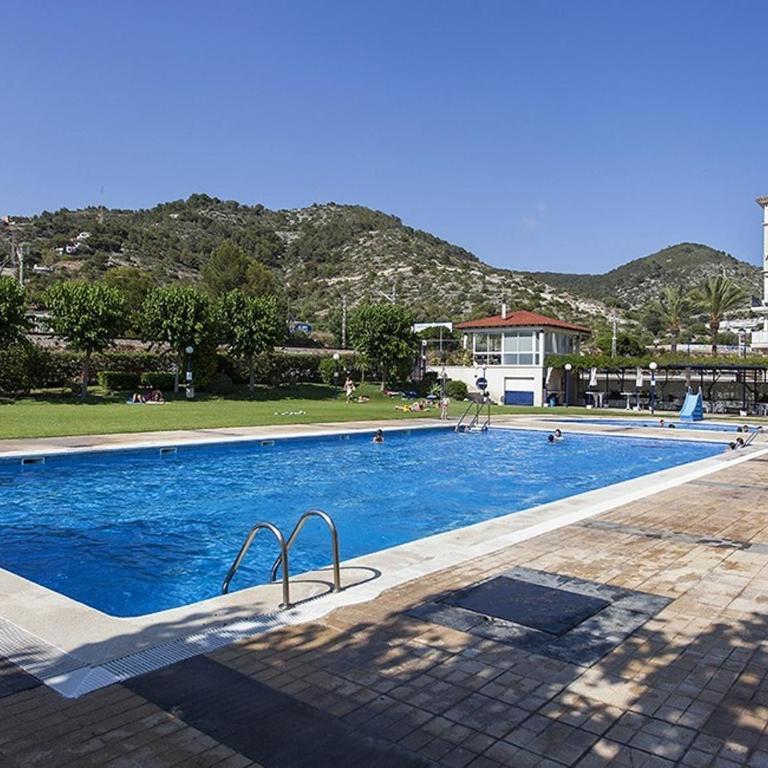 La Marina Sea Front by Hello Homes Sitges - Apartamento de 3 dormitorios - 2
