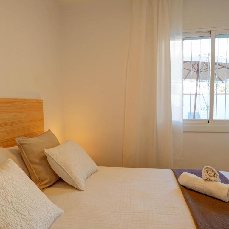 Sebastian Patio by Hello Homes Sitges - Apartamento de 3 dormitorios - 16