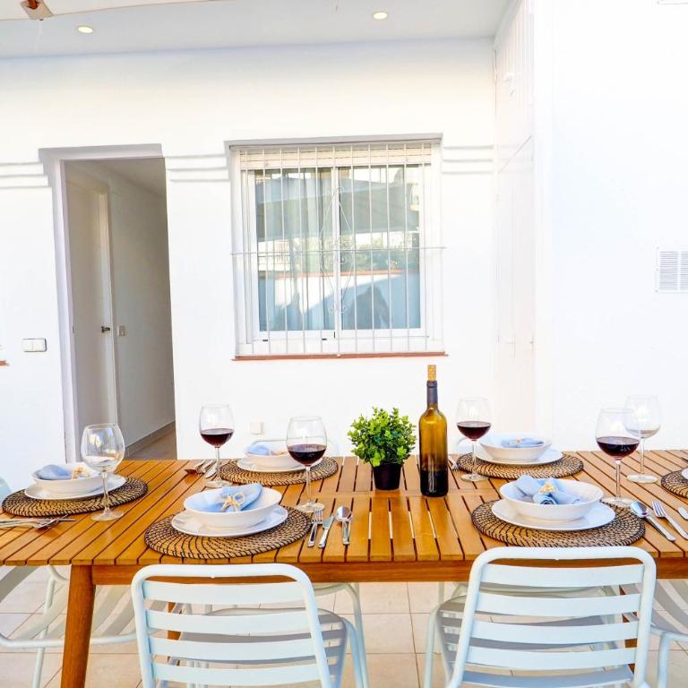 Sebastian Patio by Hello Homes Sitges - Apartamento de 3 dormitorios - 21