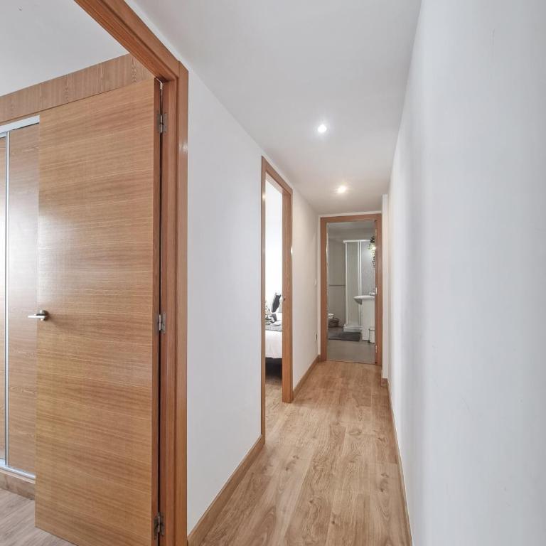 City Center Penthouse by NRAS - Apartment - 16