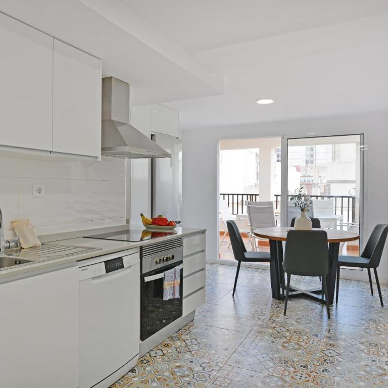 City Center Penthouse by NRAS - Apartment - 15
