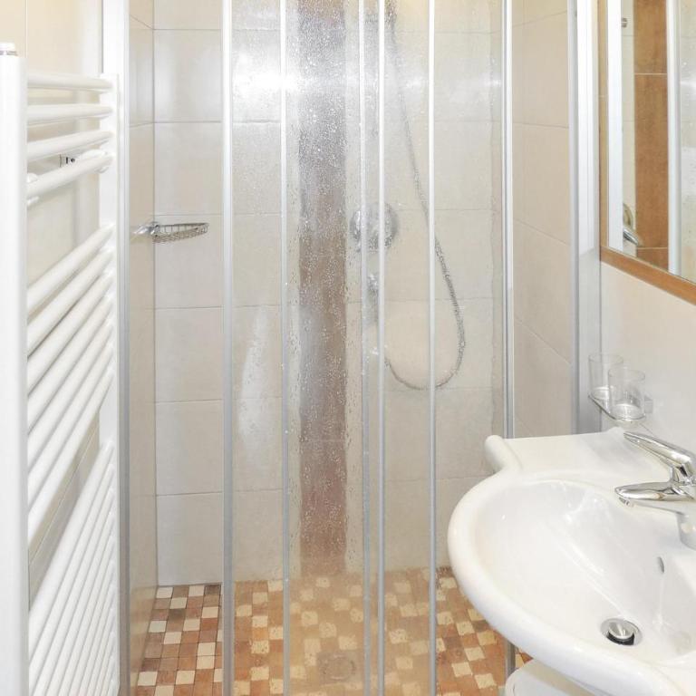 Schoene Ferienwohnung Flachau - Two-Bedroom Apartment - 15