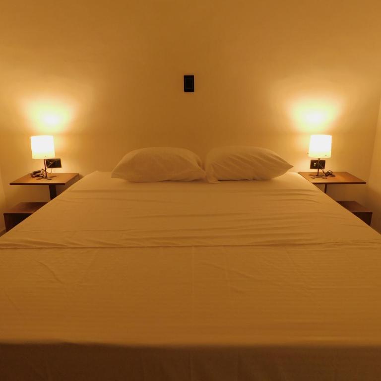 La Familia Hostel - Manila - Habitación Doble Pequeña - 2