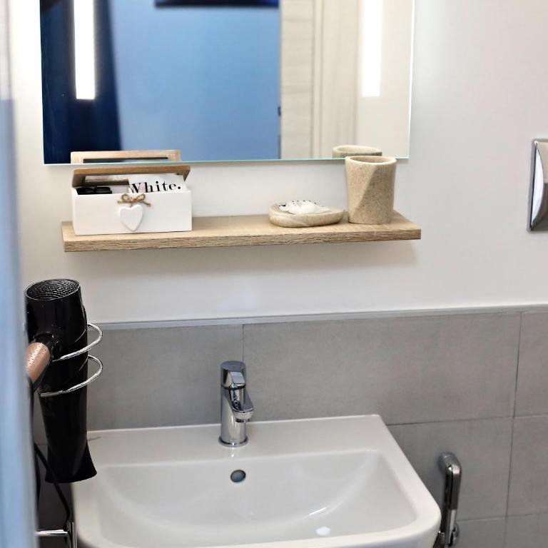 Relais Villa Borghese - Camera Matrimoniale con Bagno Privato - 7