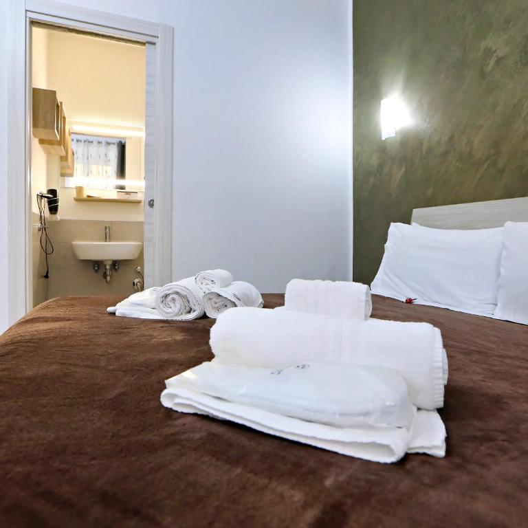 Relais Villa Borghese - Camera Quadrupla con Doccia - 4