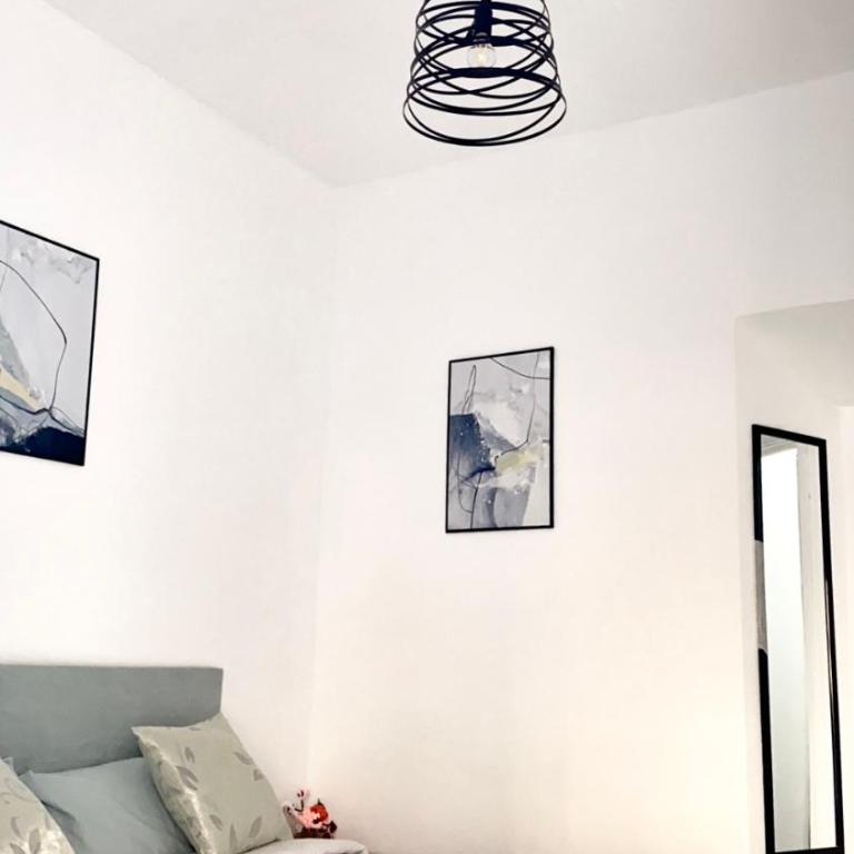 JARA HOME Malaga Centro - Habitación Doble Deluxe con balcón - 7