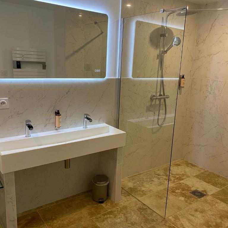 IKO Bordeaux Appartements - T3 Confortable avec Salle de Bains - 5