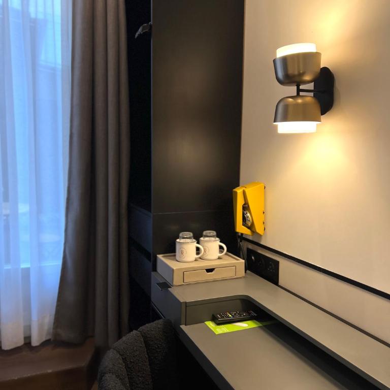 Hôtel des Beaux Arts - Double Room with Terrace - 6