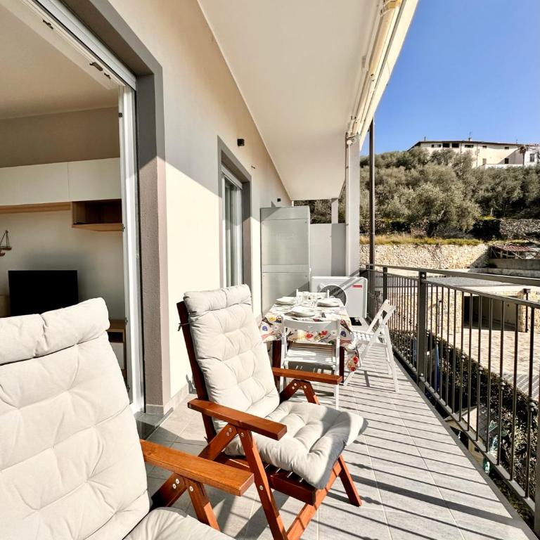Hostdomus - Casa Vittorio - Appartamento con 1 Camera da Letto - 1
