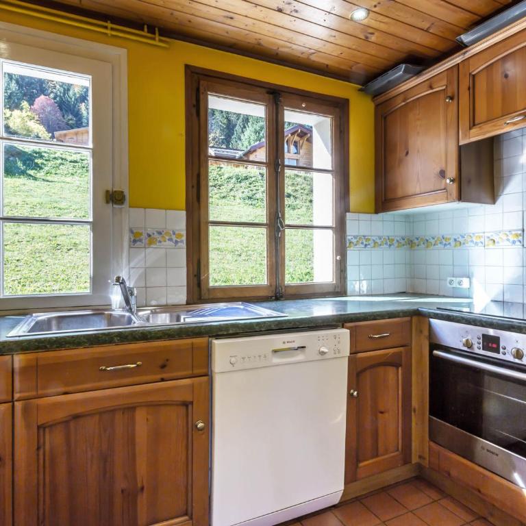 Chalet proche pistes, cheminée, animaux acceptés, garage, WIFI - FR-1-304-108 - Chalet (8 Adulti) - 6