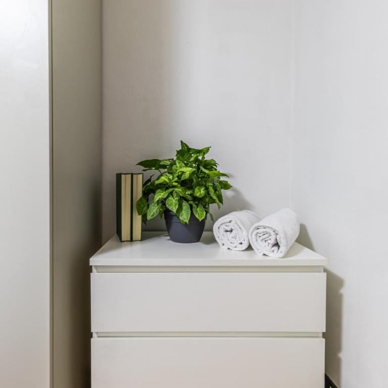 Ottonelli Street Stay- WiFi Fibra free tra Storchi & Centro Storico - Appartamento con 1 Camera da Letto - 5