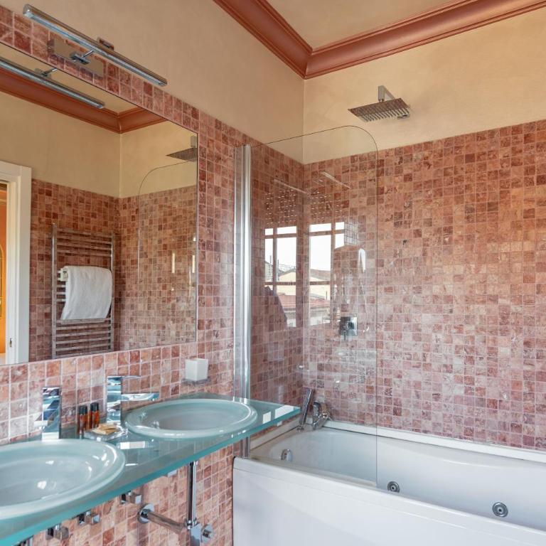 Residenza Gambrinus - Suite con Vista Città - 7