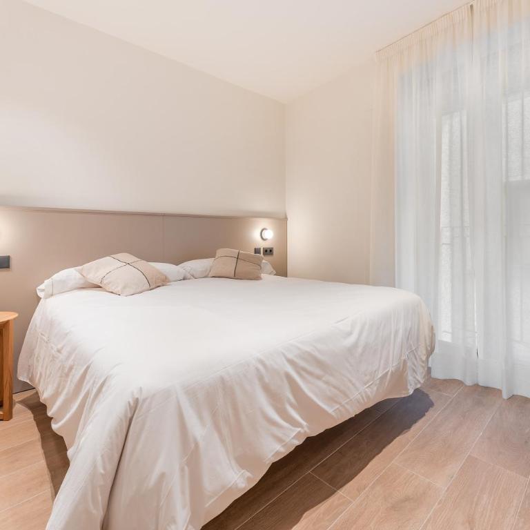 Casa Lambda - Three-Bedroom Apartment - 1