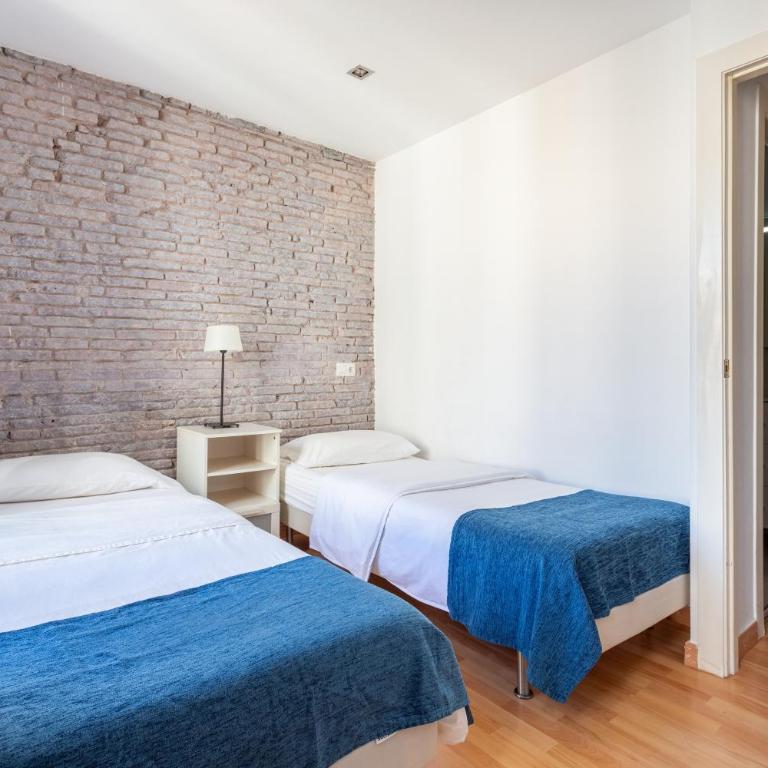 Gothic - Ramblas Apartments - Elegant Apartment with Two-Bedrooms and Balcony - 4