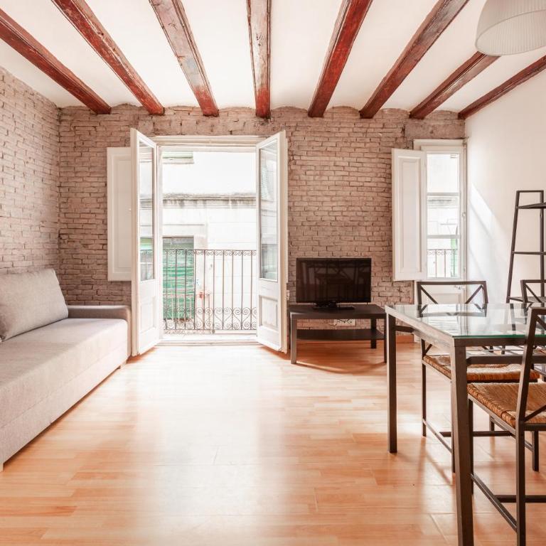 Gothic - Ramblas Apartments - Elegant Apartment with Two-Bedrooms and Balcony - 8