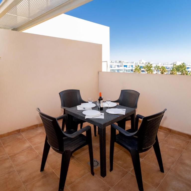 Victoria Sunny flat with sea and pool view - Apartamento de 2 dormitorios - 23