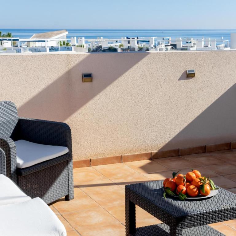 Victoria Sunny flat with sea and pool view - Apartamento de 2 dormitorios - 19