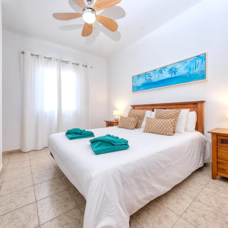Blue Waves House - Heated Pool, BBQ and Bicycles By Lanzarote Vacation Homes - Casa de 2 dormitorios - 15